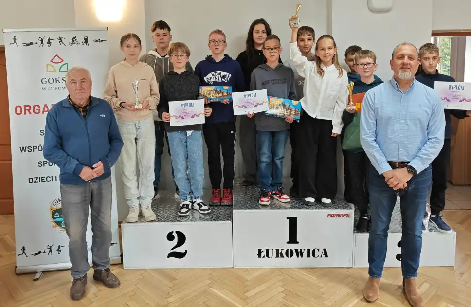 Młodzi szachiści z Gminy Łukowica pokazali swoje umiejętności Młodzi szachiści z Gminy Łukowica pokazali swoje umiejętności