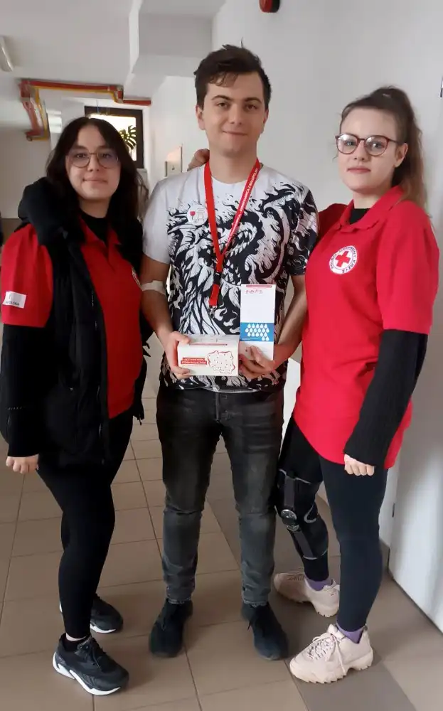 Kolejna udana akcja krwiodawstwa w ZSP w Krynicy-Zdroju. Zebrano ponad 11 litrów krwi