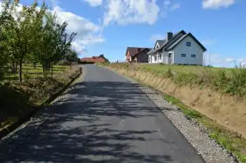 W Gminie Łososina Dolna kolejne odcinki dróg zmodernizowane