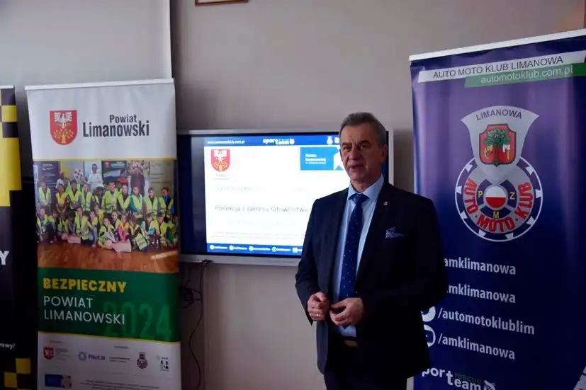 Młodzi ratownicy w akcji – praktyczna nauka pierwszej pomocy w Siekierczynie