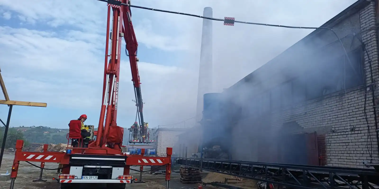 Pożar w zakładzie produkcyjnym w Białej Niżnej