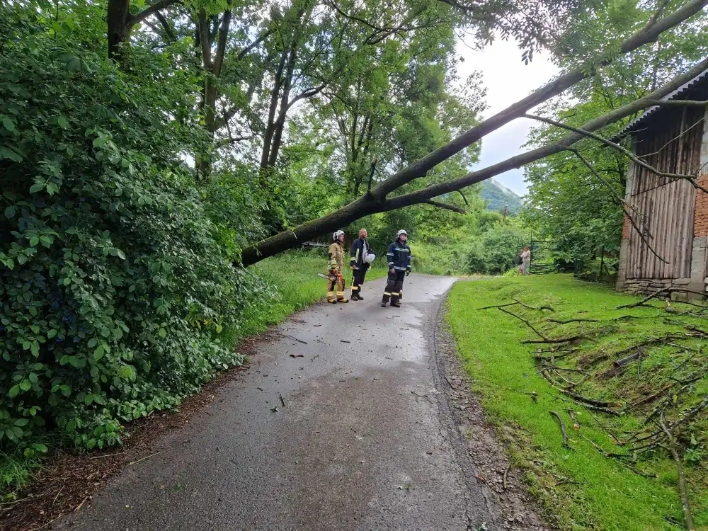 Wieczorne burze nad Sądecczyzną. Interweniowali strażacy