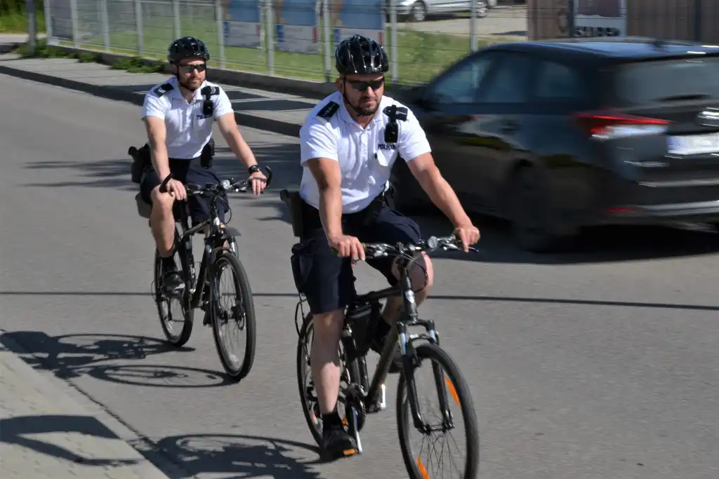 Policyjne patrole na rowerach ruszyły w miasto