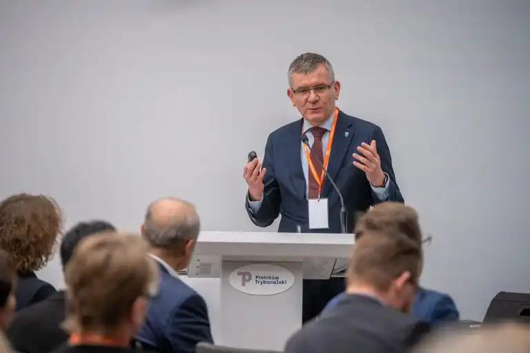 Infrastruktura bibliotek: pomysły, realizacje, doświadczenia – Stary Sącz jako przykład