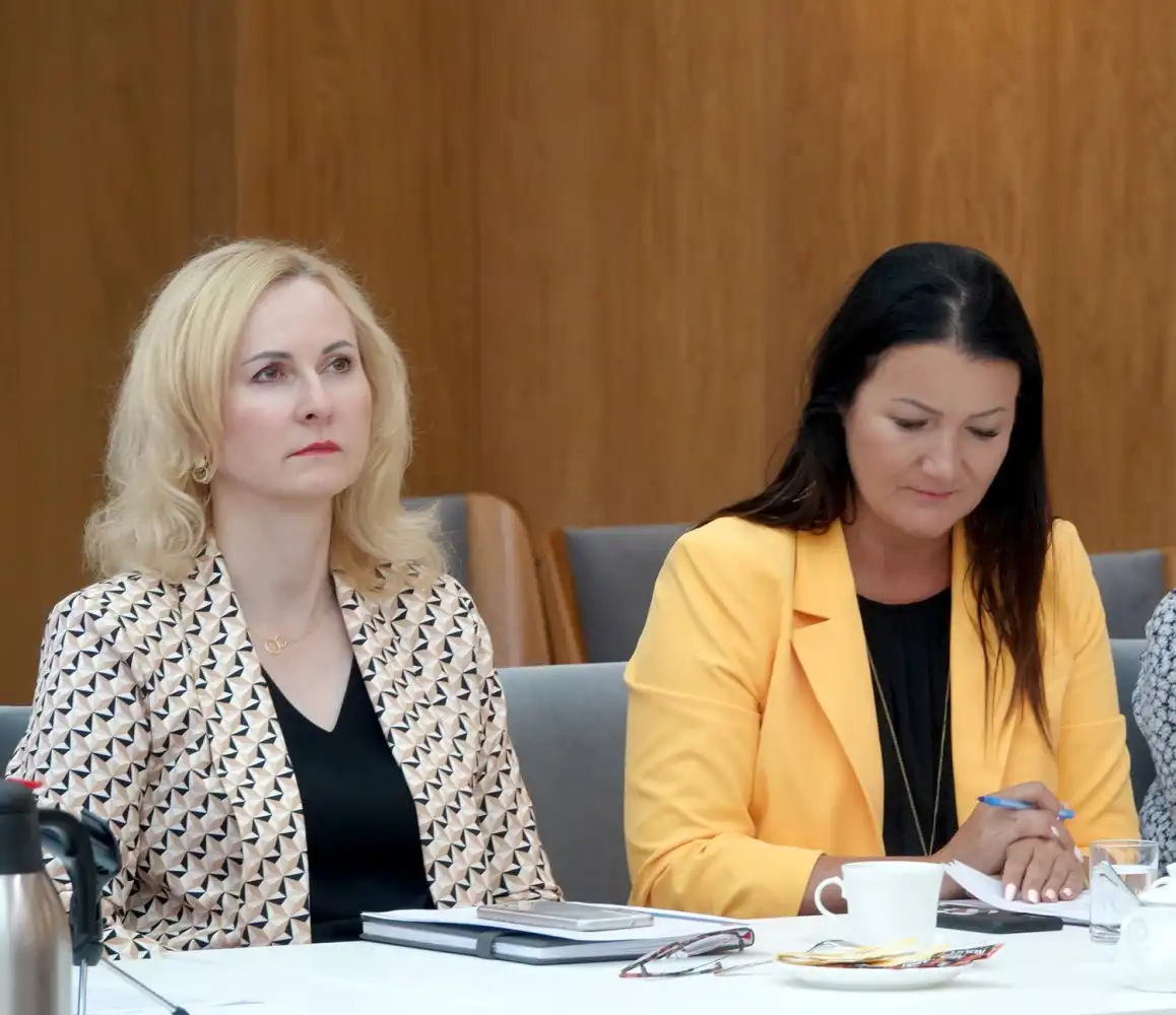 Posiedzenie Powiatowego Zespołu Zarządzania Kryzysowego. Dyskutowano o bezpieczeństwie podczas wakacji