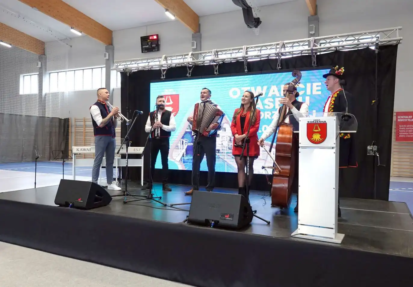 Basen w Korzennej oficjalnie otwarty