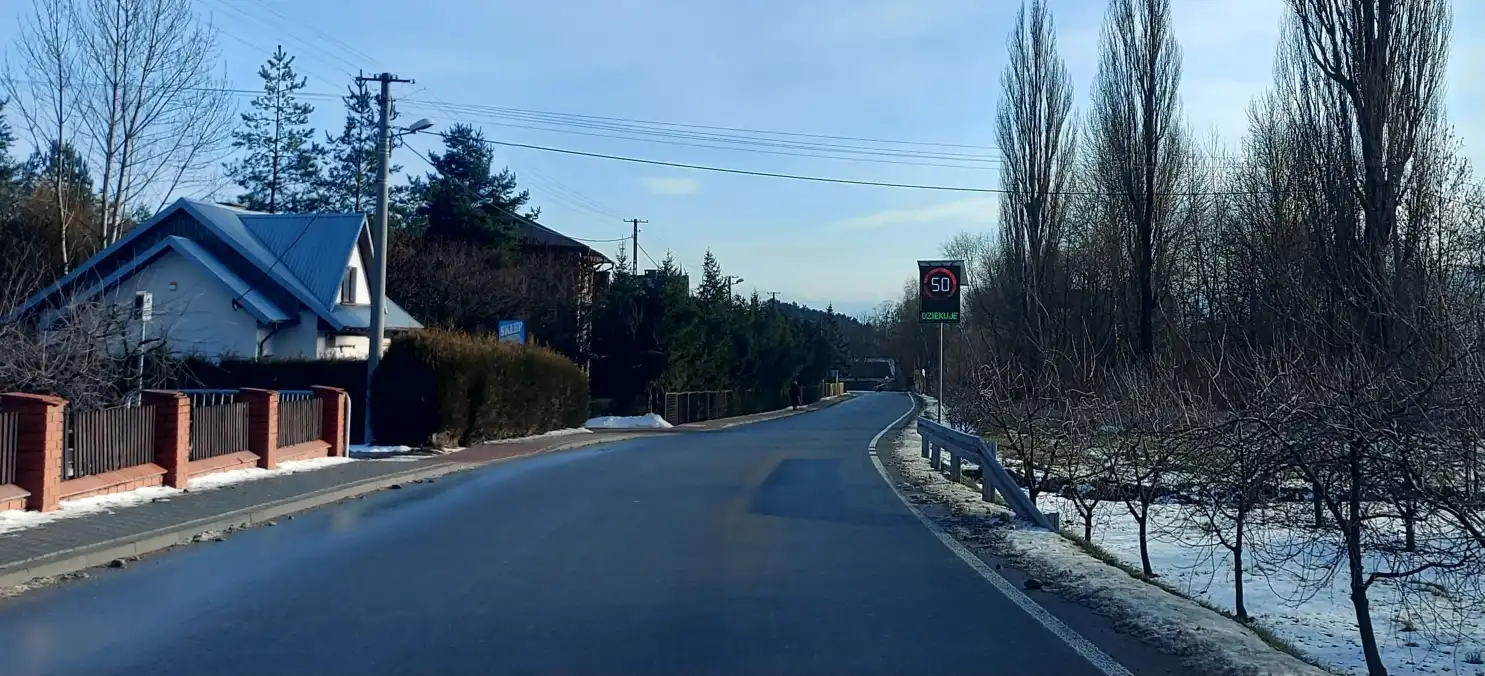 Łukowica z nowymi miernikami prędkości