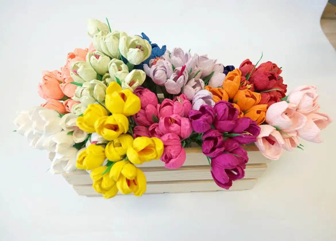 W Zakładzie Aktywności Zawodowej w Nawojowej powstają palmy, świąteczne zajączki i wiele ozdób