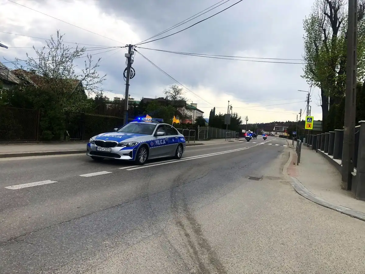 Policjanci zabezpieczali Karpacki Wyścig Kurierów