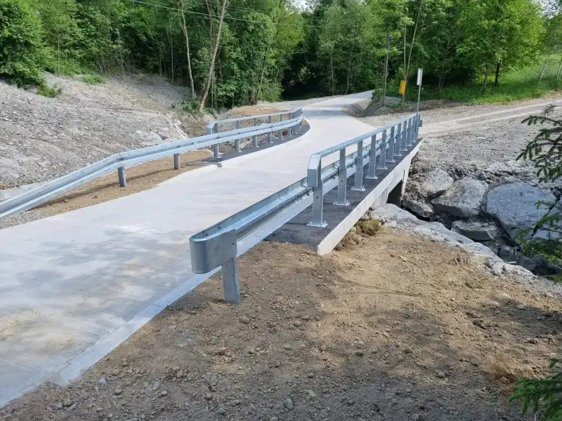 Zakończyły się prace przy odbudowie mostu w Koniuszowej