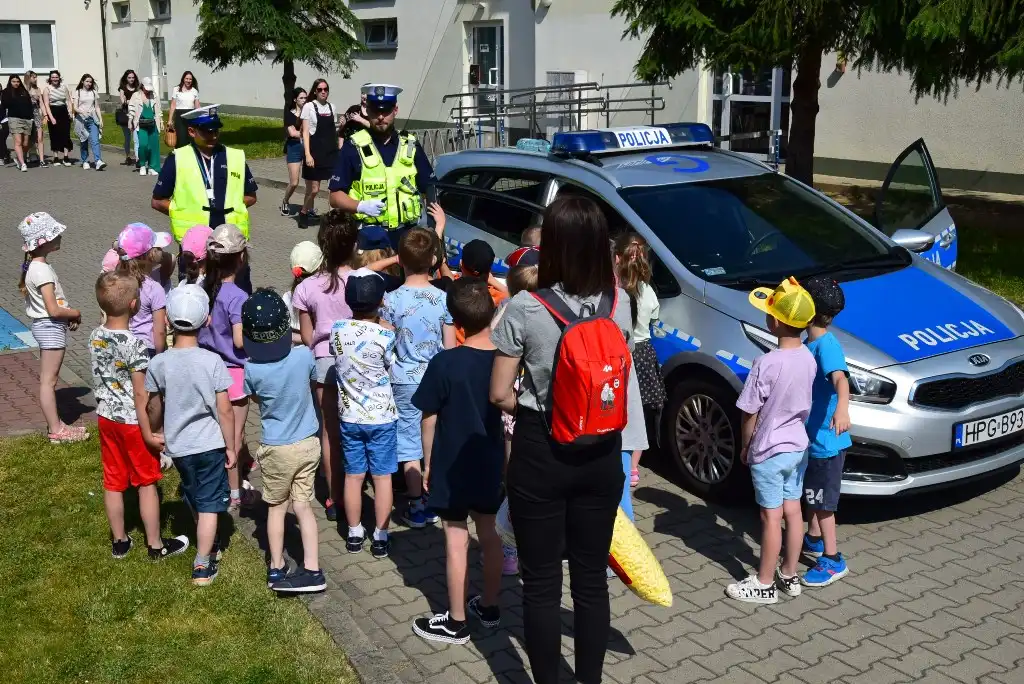 Sądeccy policjanci na Festiwalu Nauk Stosowanych. Promowali zasady bezpieczeństwa i opowiadali o swojej służbie