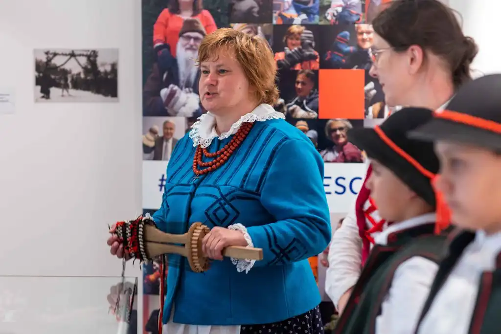 Rękawice furmańskie w sądeckim skansenie