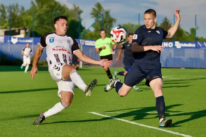 W piątkowym meczu 2. kolejki Sandecja przegrywa ze Skrą Częstochowa
