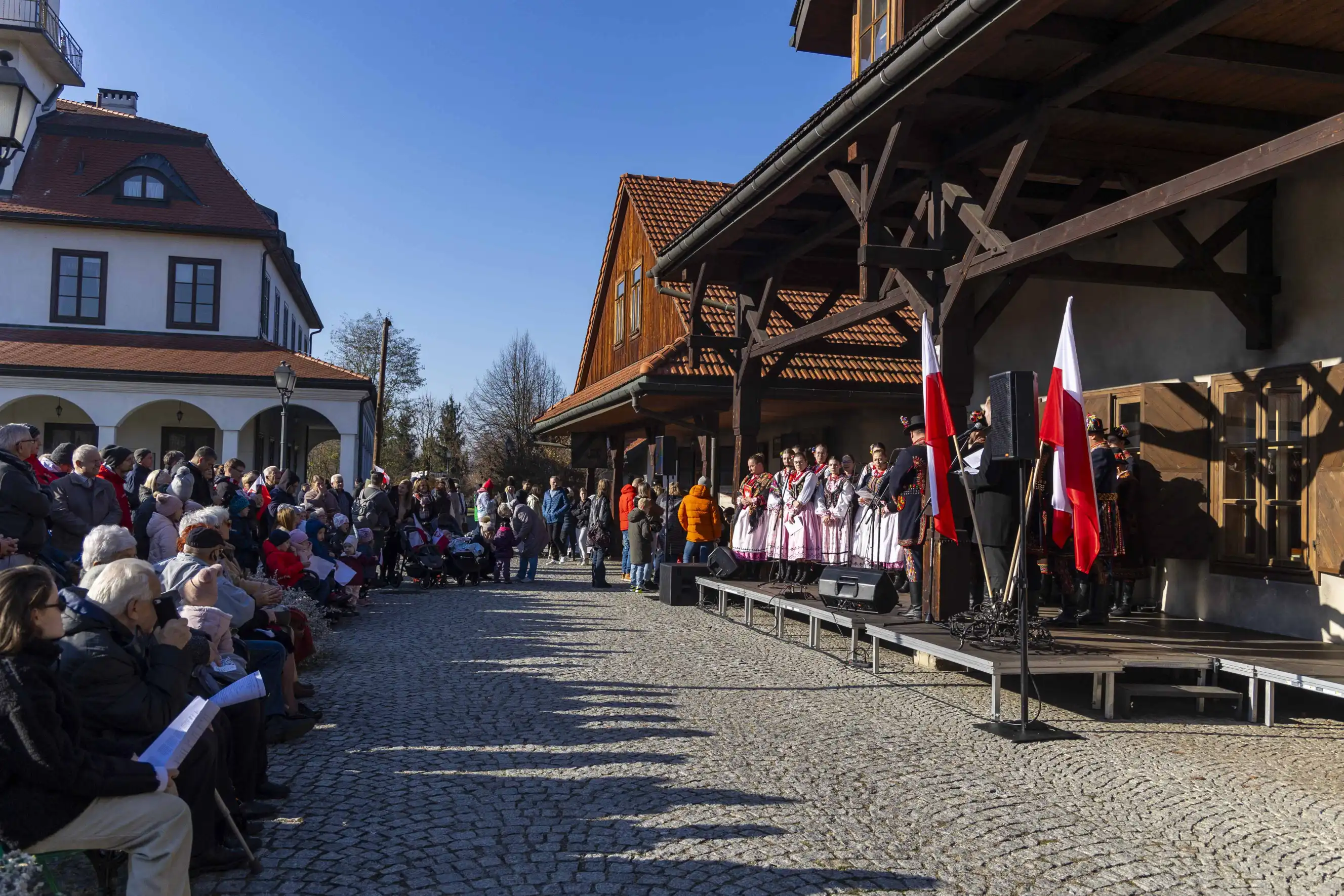Patriotyczne obchody 11 Listopada w Miasteczku Galicyjskim. W hołdzie Piłsudskiemu