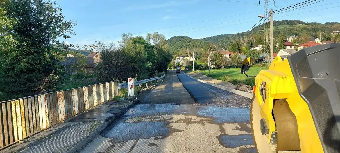 Powiat nowosądecki: miliony złotych na remonty dróg i budowę mostów