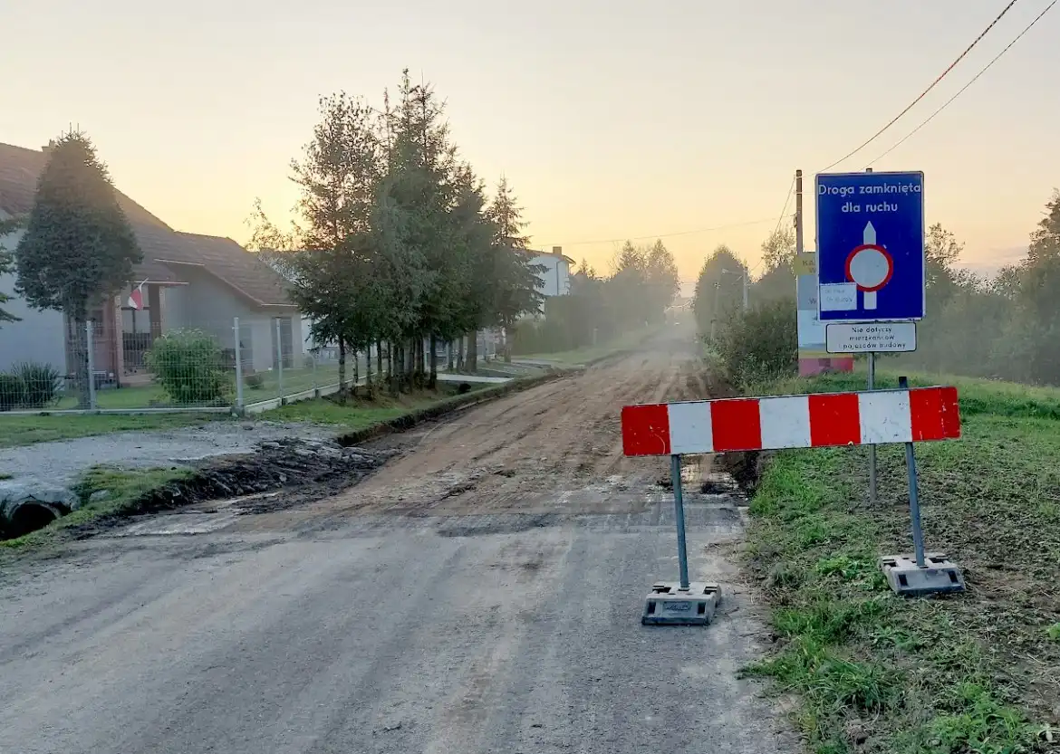 Powiat nowosądecki: miliony złotych na remonty dróg i budowę mostów