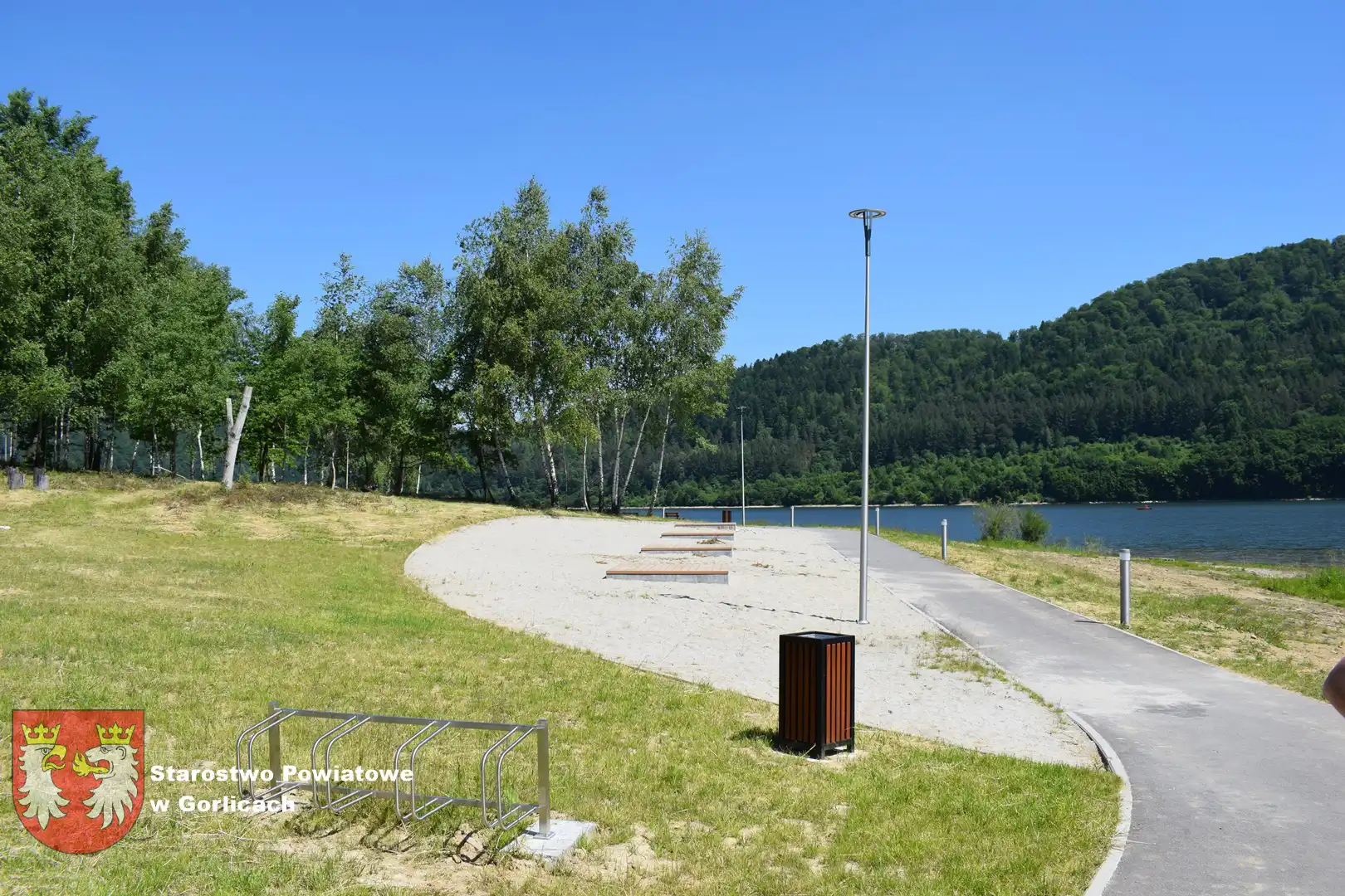 Ścieżki pieszo-rowerowe nad Klimkówką uroczyście otwarte