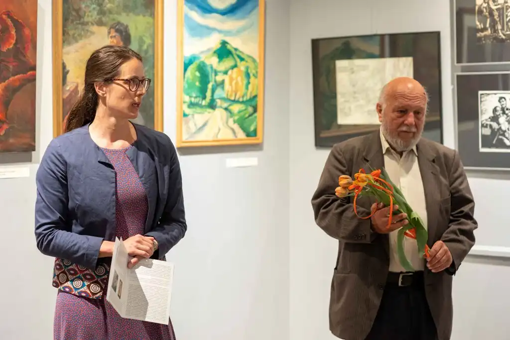 „Jadą wozy kolorowe…” - wystawa o tradycjach romskich w Muzeum Nikifora