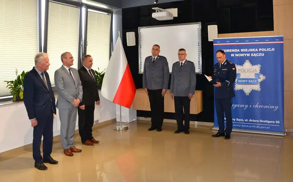 Zmiany kadrowe w Łososińskiej Policji