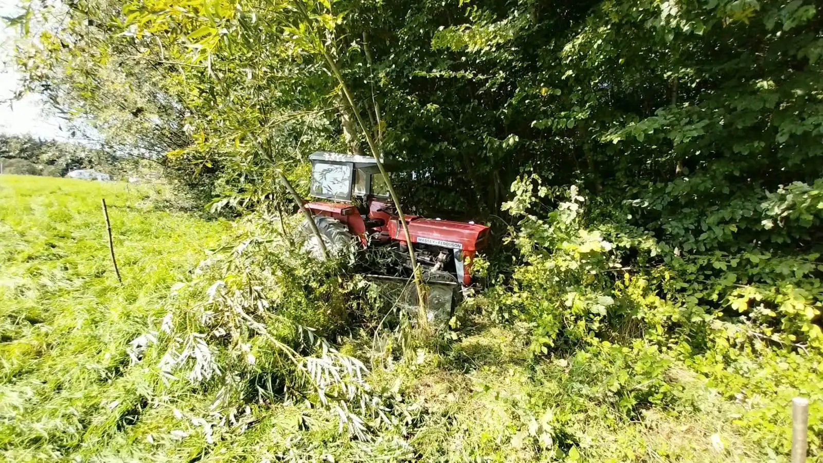 Brzezna: wypadek przy pracach polowych. Na miejsce wezwano śmigłowiec LPR