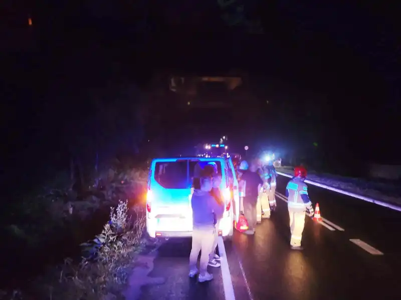 Wypadek w Nowej Wsi. Zderzyły się dwa auta osobowe. Jedna osoba poszkodowana