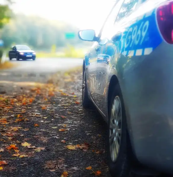 Jesień na drogach. Policjanci apelują o zachowanie szczególnej ostrożności