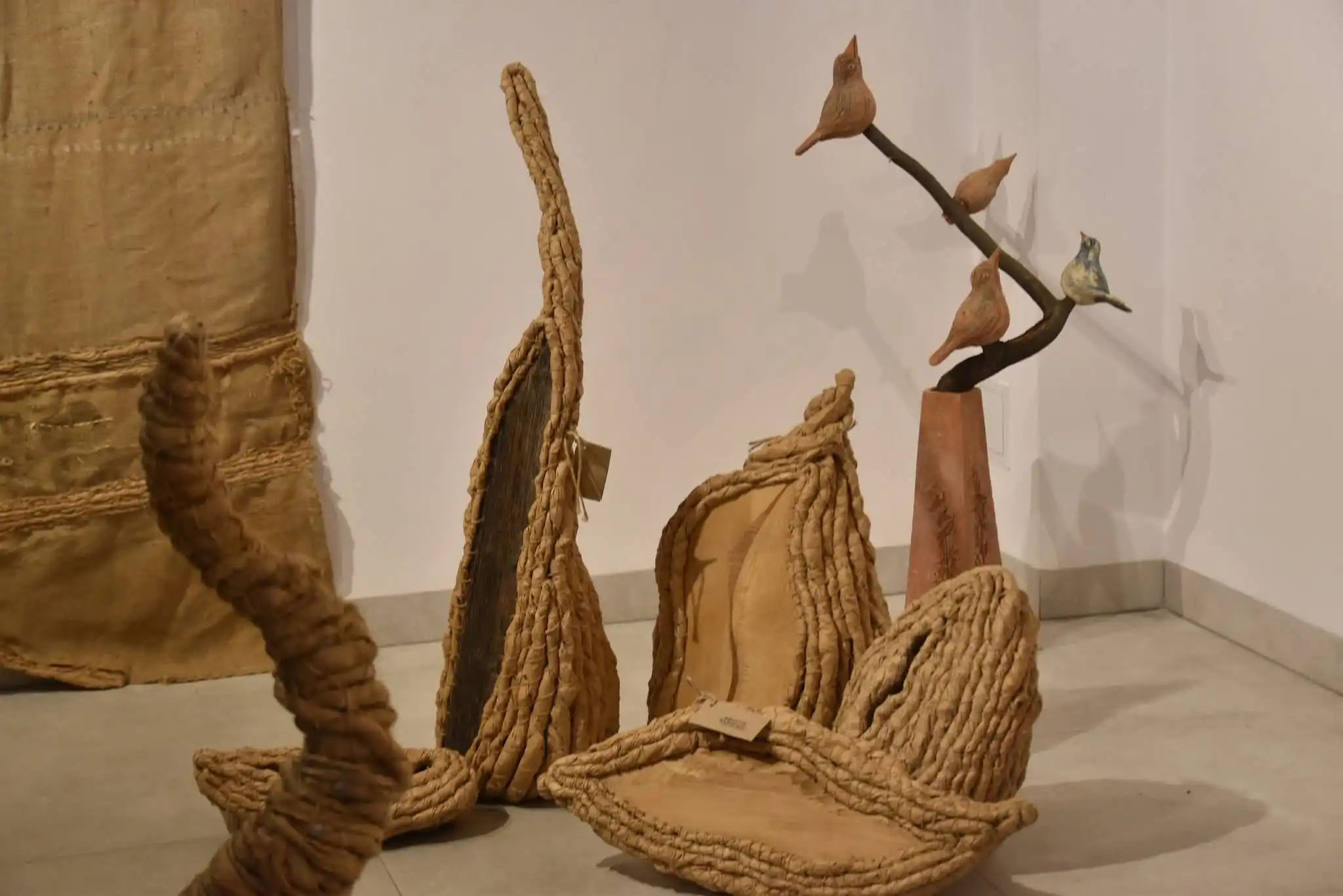 Z pieca i do pieca. Sztuka, która oddycha naturą