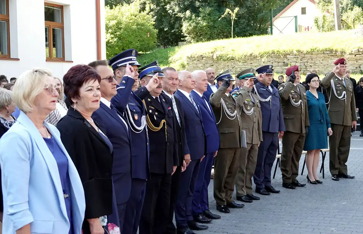 Zespół Szkół w Marcinkowicach jak Dubaj