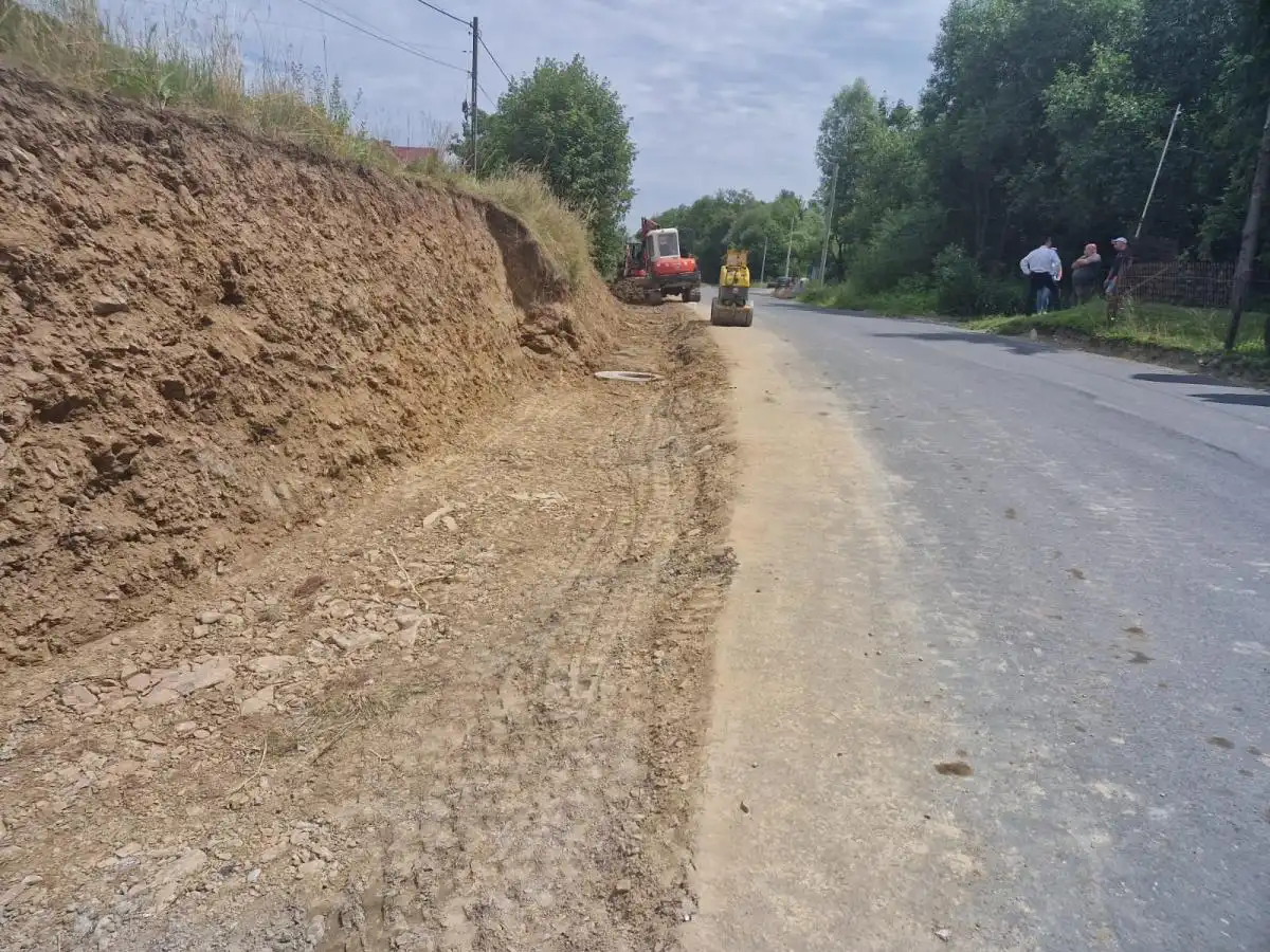 Budowa chodników na terenie gminy Kamionka Wielka ruszyła. Widać już pierwsze efekty