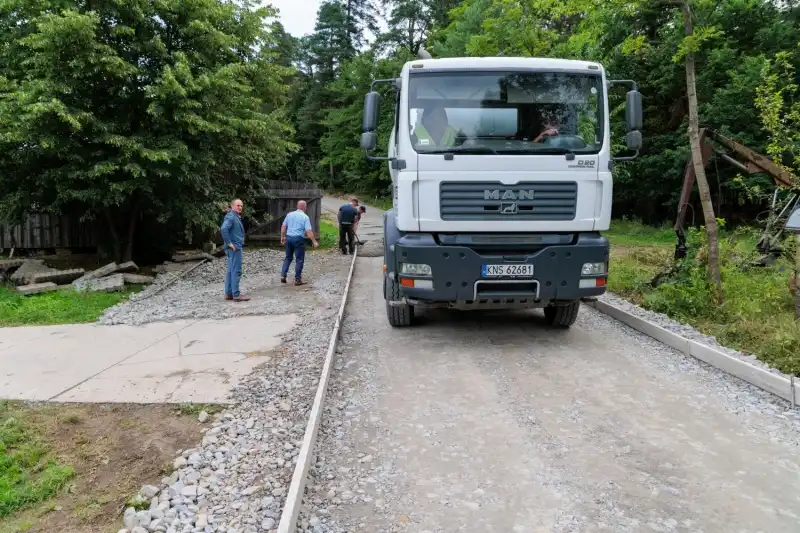 Postępują prace przy budowie drogi Lipnica Wielka Podlas
