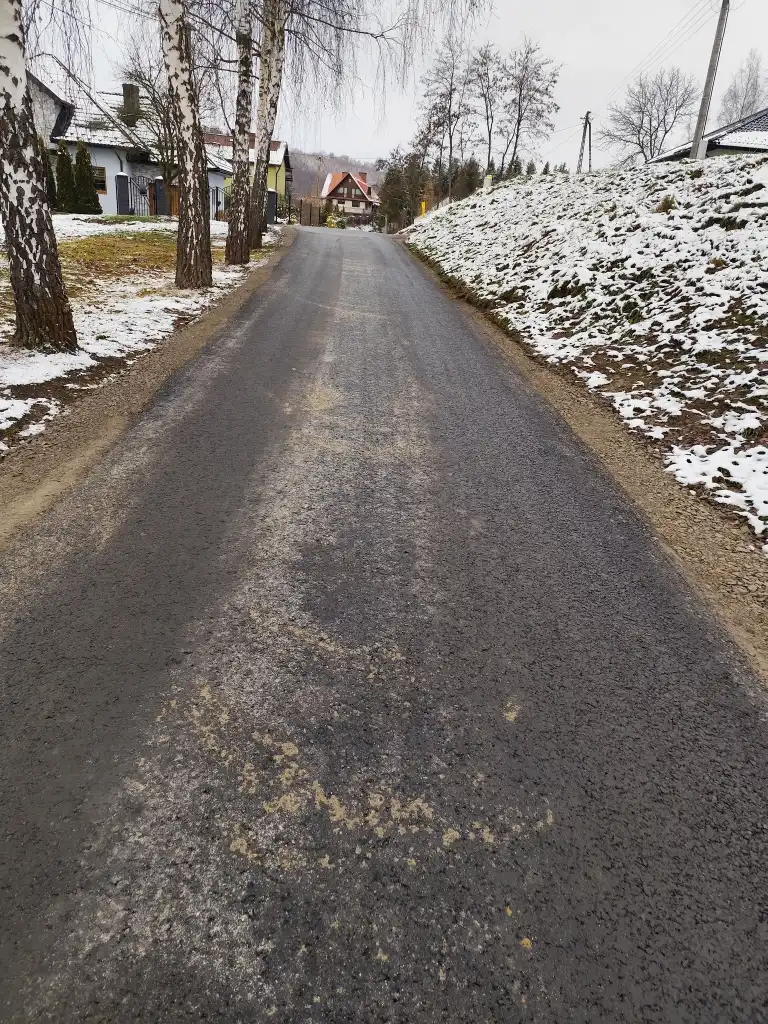 Nowe Drogi w Brzeznej i Olszance dzięki Funduszowi Sołeckiemu