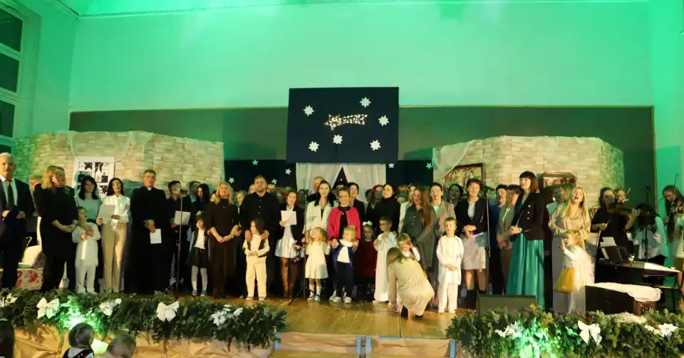 Jasełka w Pisarzowej: historia cudownej nocy opowiedziana przez dzieci