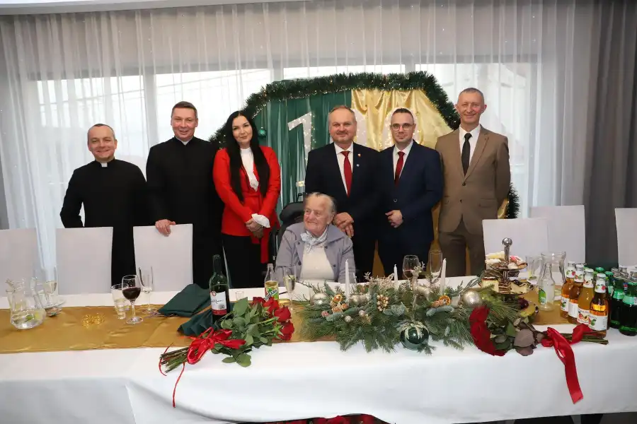 Wyjątkowy jubileusz w Mordarce. Pani Czesława Oleksy świętuje setne urodziny