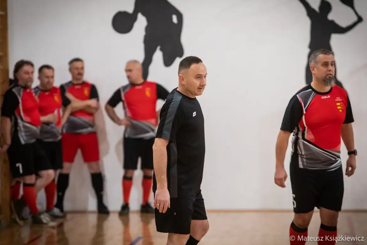 Samorządowcy walczyli w Binczarowej o puchar Starosty Nowosądeckiego