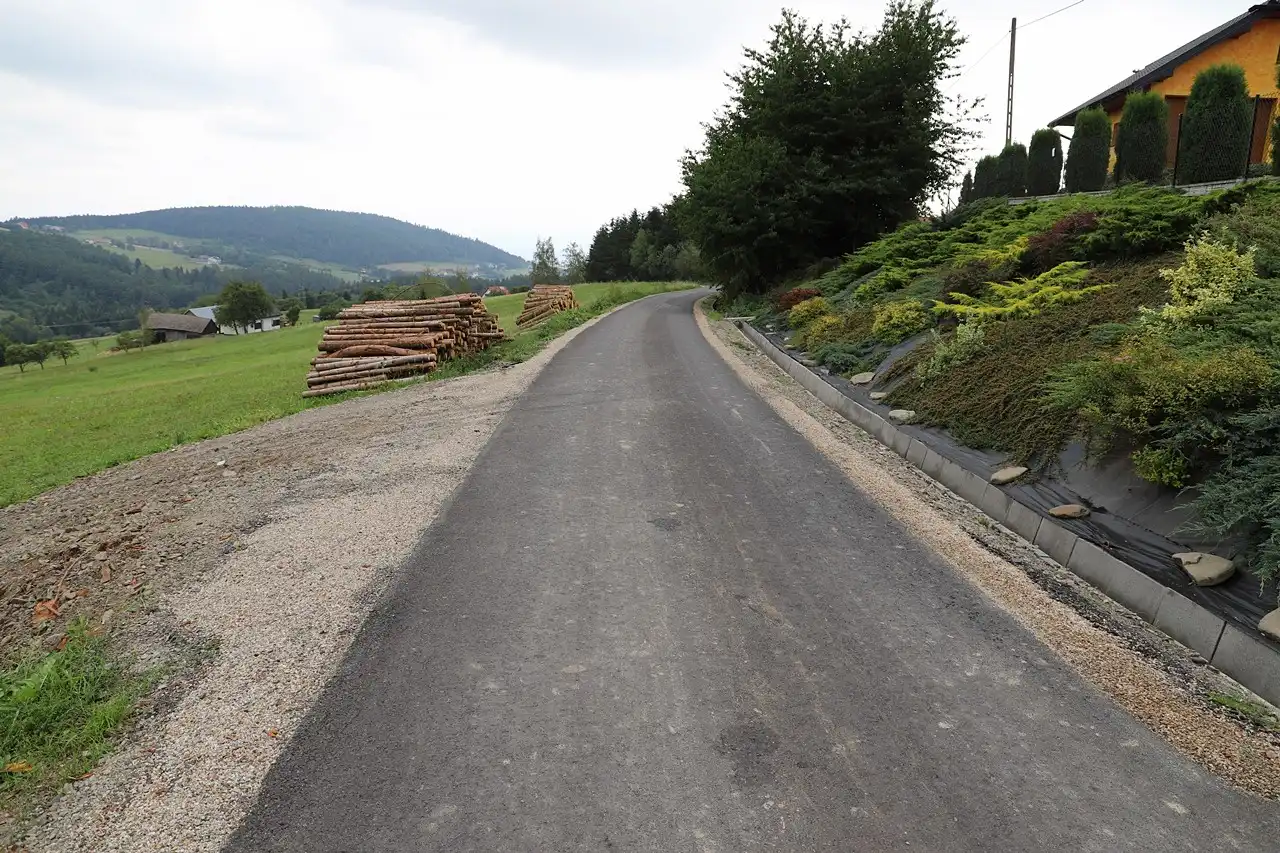 Gmina Limanowa: Dobiegła końca realizacja jednej z inwestycji drogowych