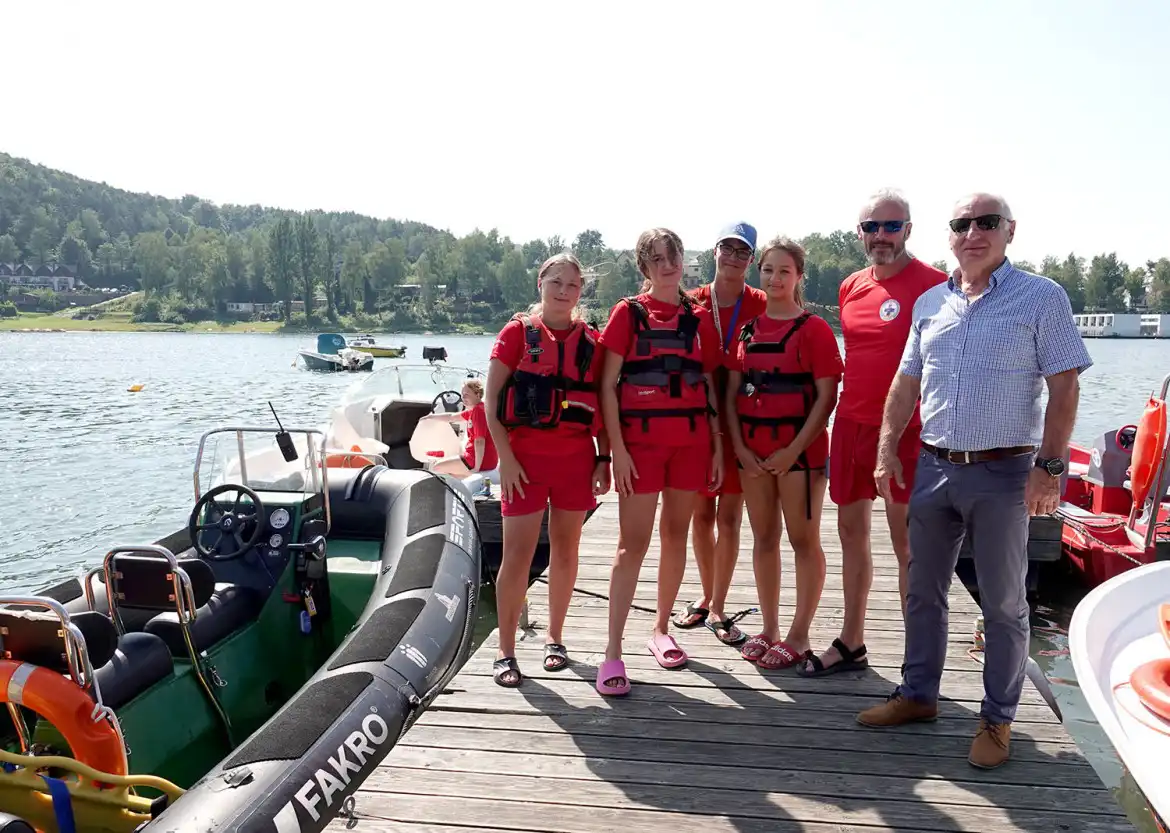 "Kręci mnie bezpieczeństwo nad wodą" - Akcja WOPR i Policji nad Jeziorem Rożnowskim