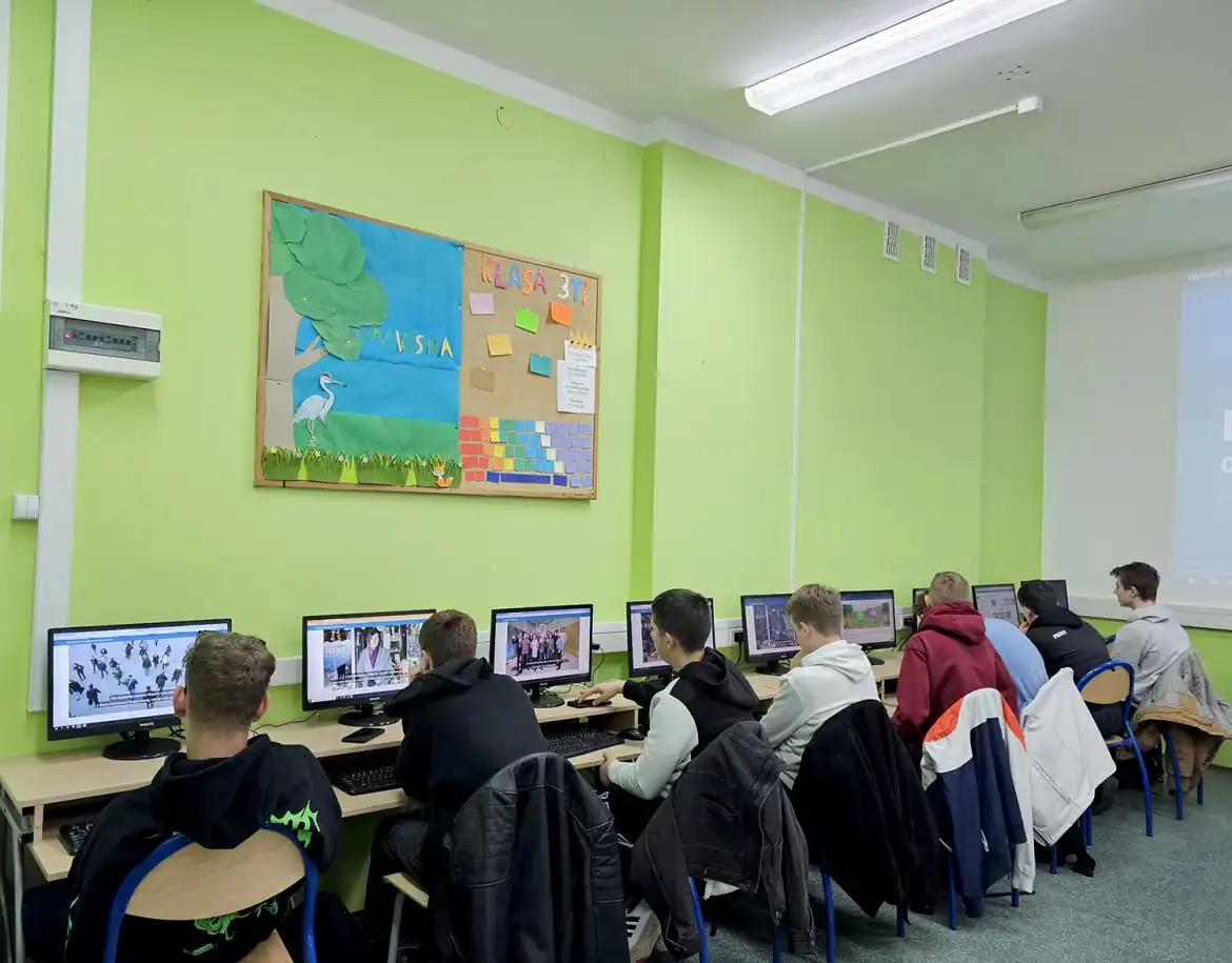 ZSP w Krynicy-Zdroju w gronie trzech szkół w Polsce nagrodzonych w III edycji Konkursu Biura Informacji Kredytowej Score Hunter Junior