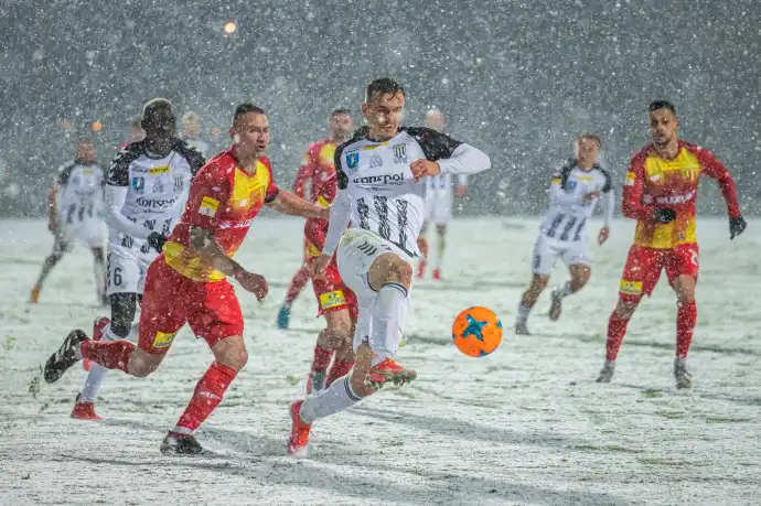 Sandecja remisuje z Koroną Kielce