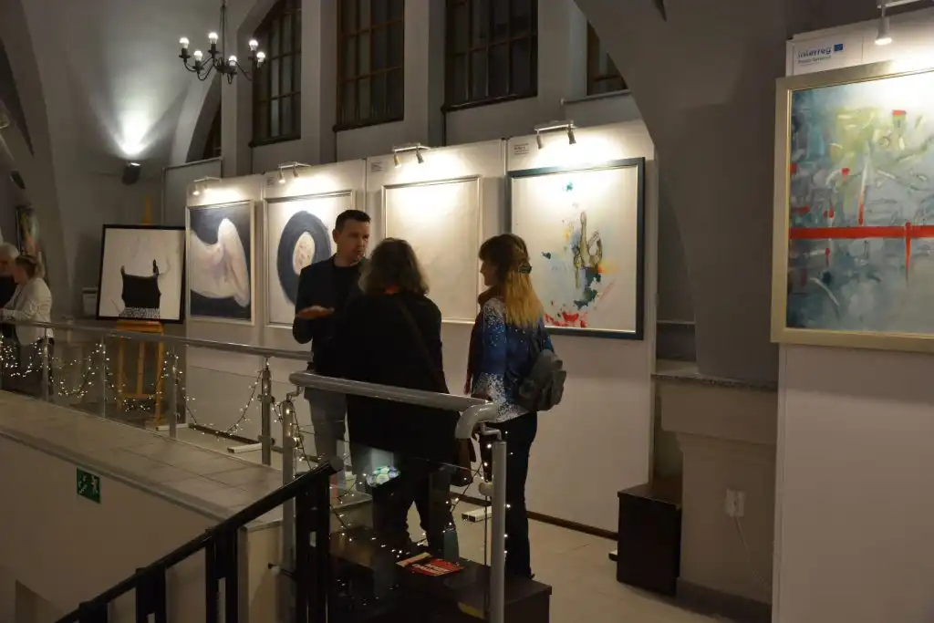 Posterunek Policji w Nawojowej ma nowy radiowóz