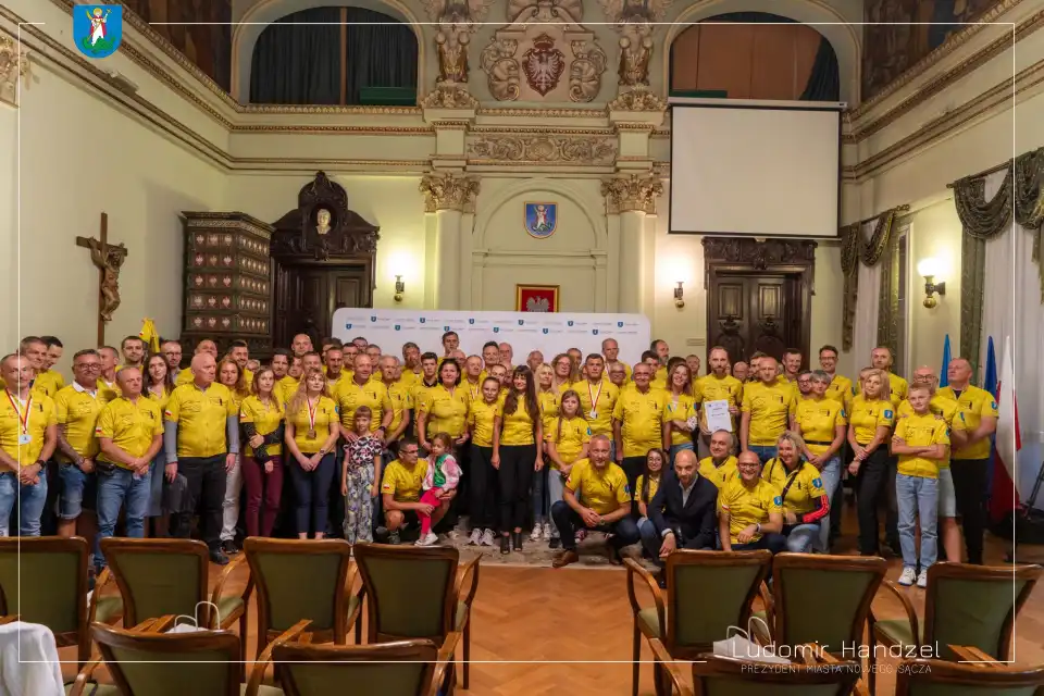 Nowy Sącz: Prezydent nagrodził uczestników rywalizacji o Puchar Rowerowej Stolicy Polski