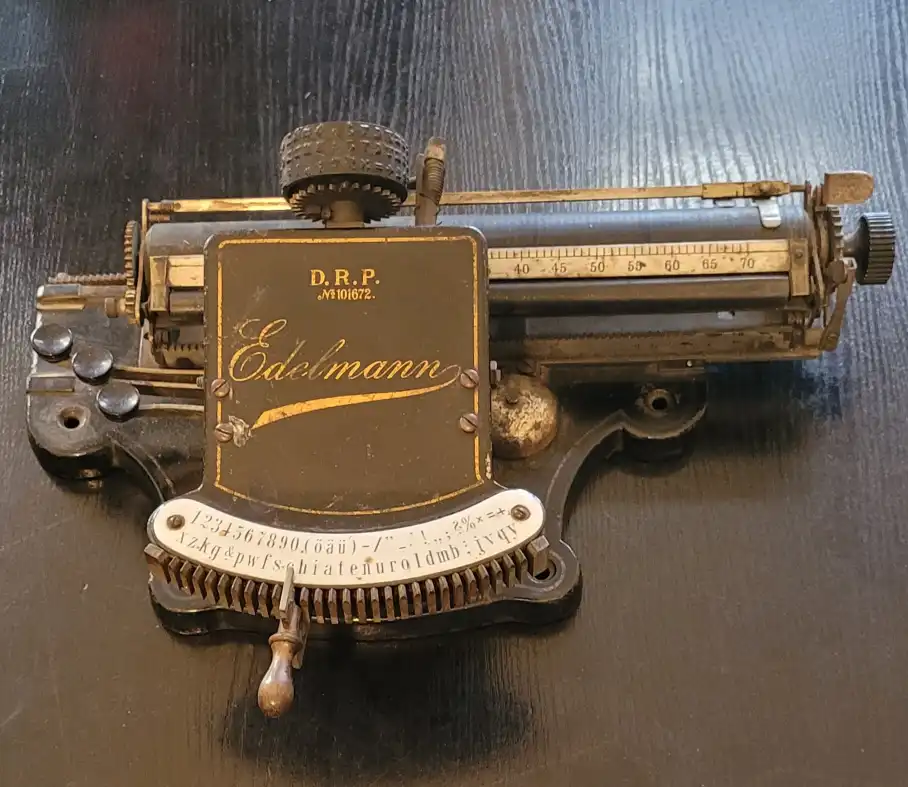 Pamiątki po prof. Józefie Wojnarowskim przekazane do Muzeum Regionalnego w Starym Sączu