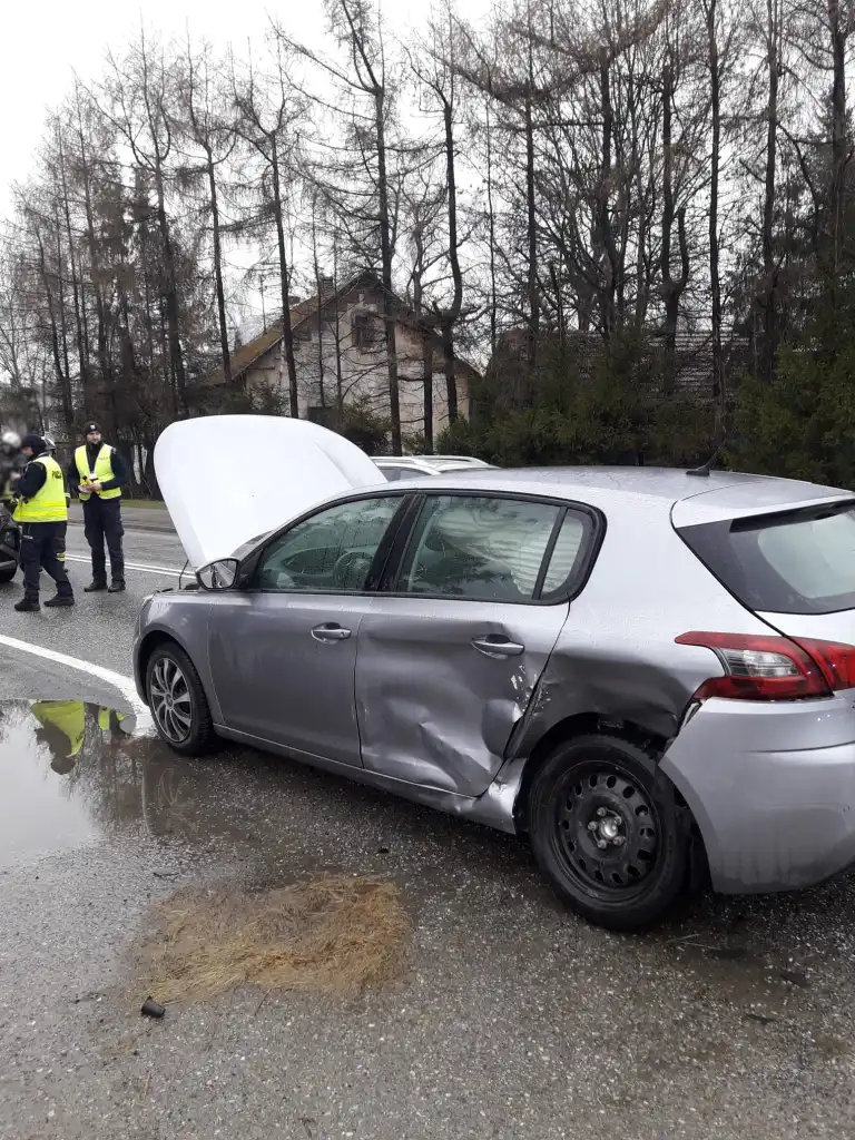 W Barcicach Dolnych zderzyły się trzy pojazdy
