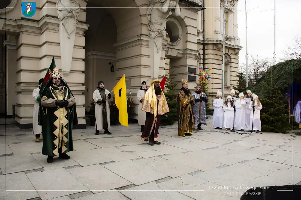 Orszak Trzech Króli już po raz dziesiąty przeszedł ulicami Nowego Sącza