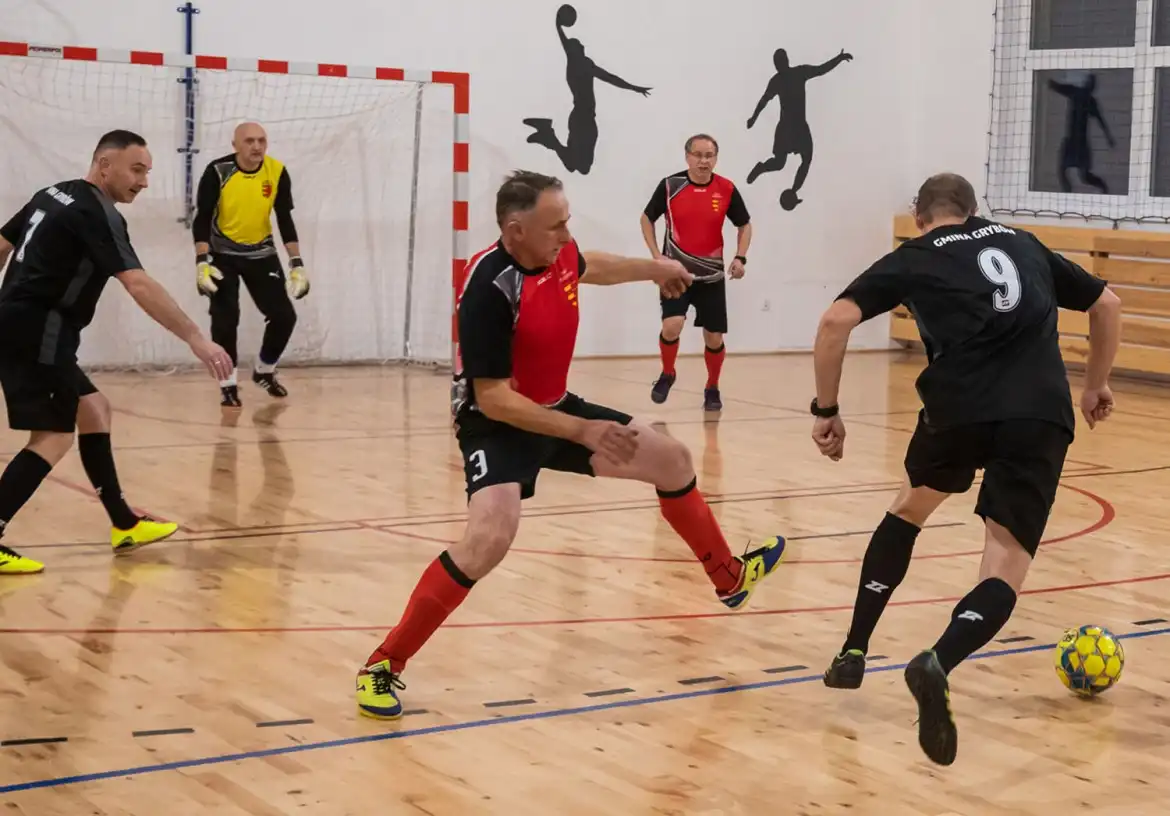 Samorządowcy walczyli w Binczarowej o puchar Starosty Nowosądeckiego