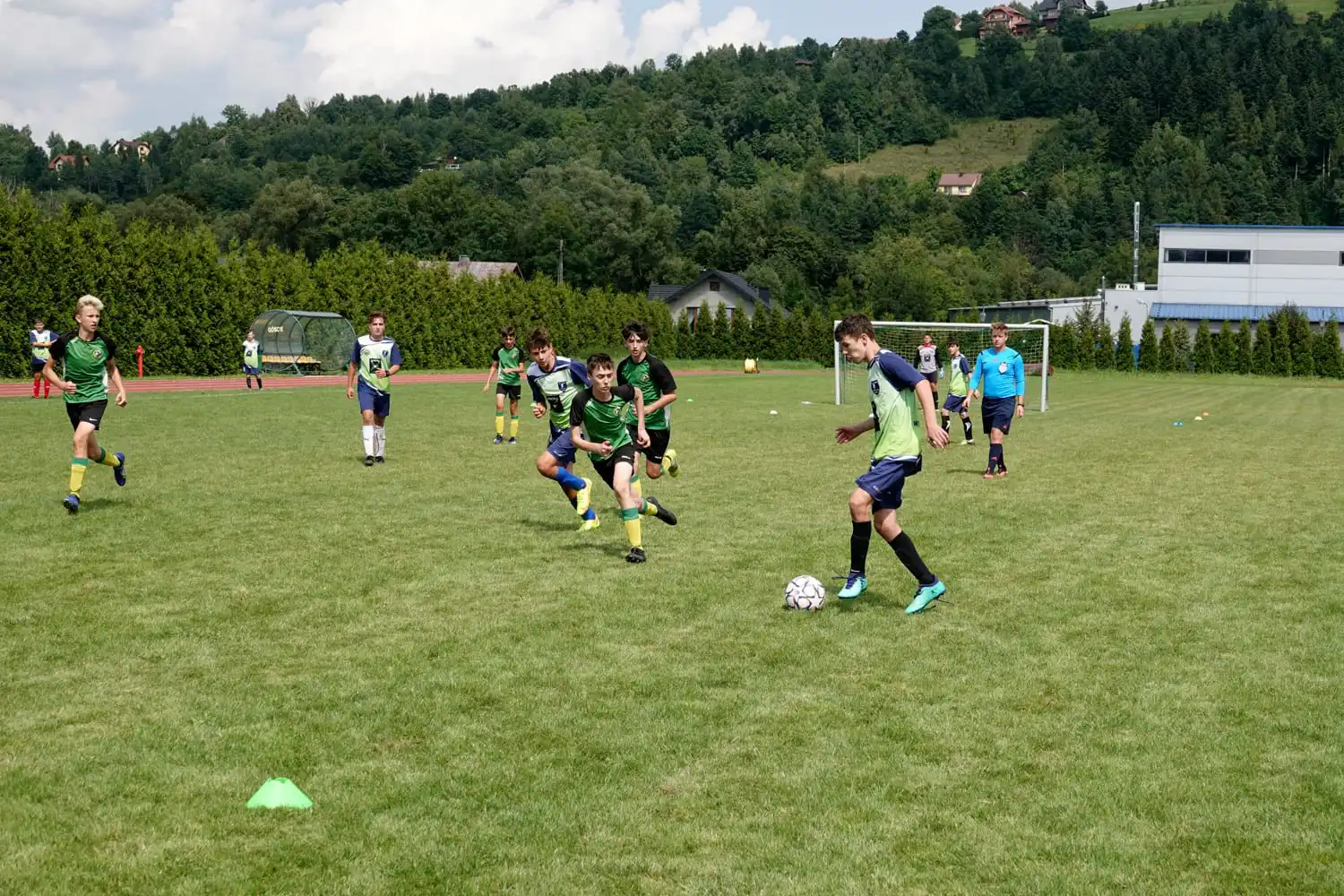 W Nawojowej odbył się XIV Powiatowy Turniej Piłki Nożnej Chłopców o Puchar Starosty Nowosądeckiego