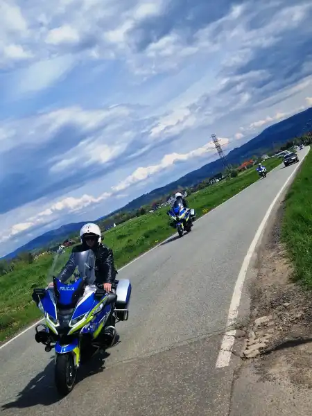 Policjanci zabezpieczali Karpacki Wyścig Kurierów
