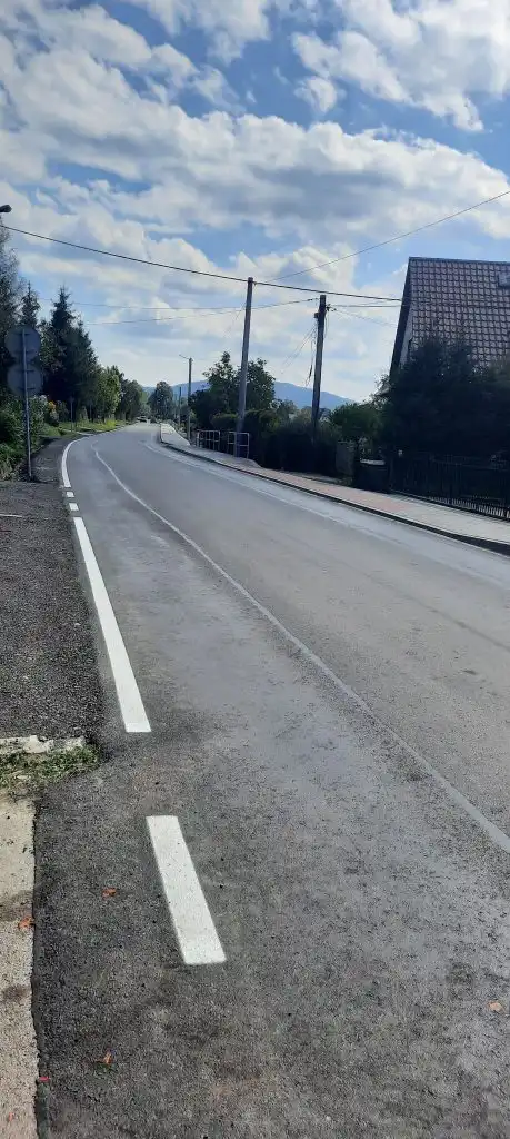 Powiat Limanowski: Kolejna inwestycja drogowa zakończona