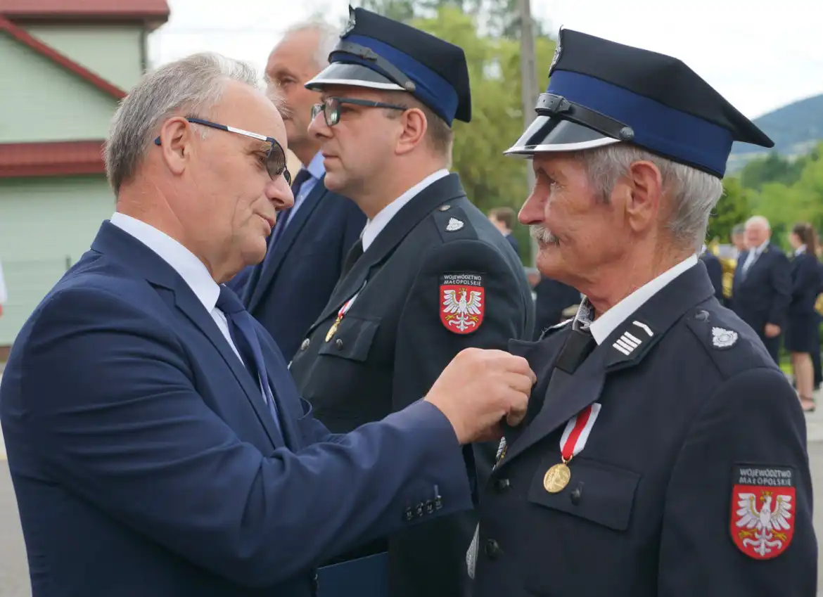 Dodatkowy sprzęt ratowniczy dla OSP Ptaszkowa