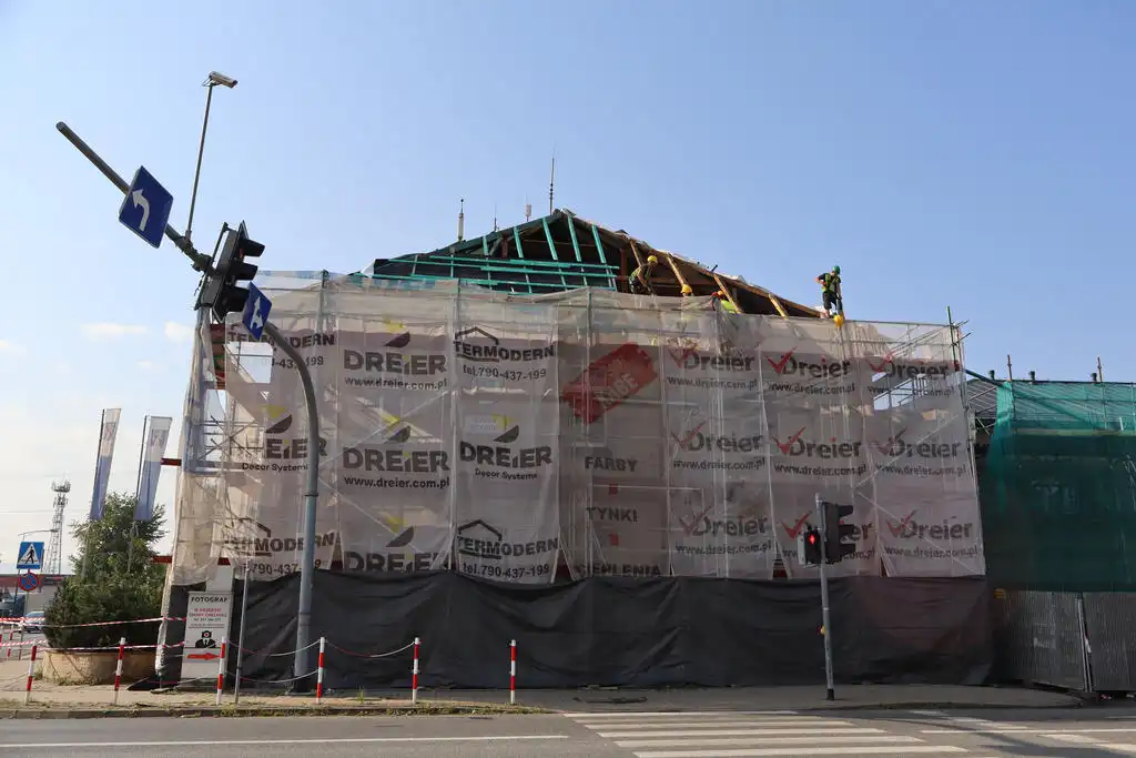 Prace remontowe idą pełną parą. Urząd Gminy zmienia oblicze