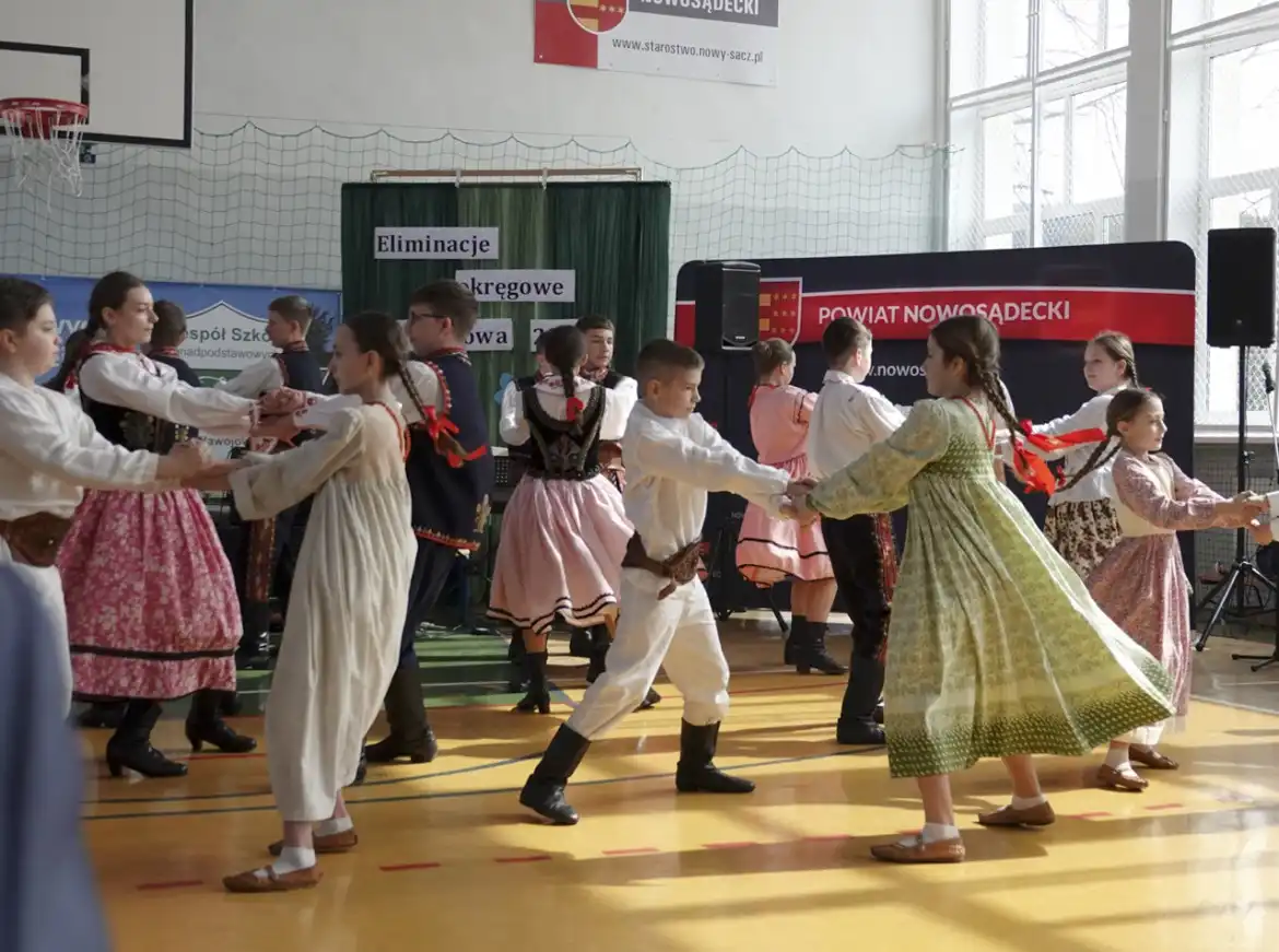 Zakończył się etap wojewódzki Olimpiady Wiedzy i Umiejętności Rolniczych. Zmagania odbywały się w ZSP w Nawojowej